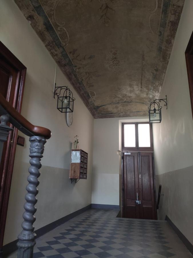 Appartamento Su Cortile Magico Turim Exterior foto